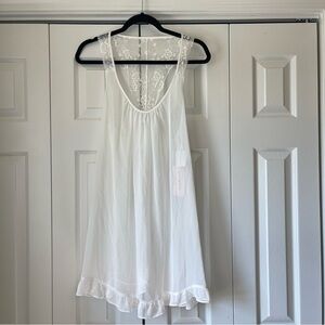 Linea Donatella White Chemise with Ruffle Hem